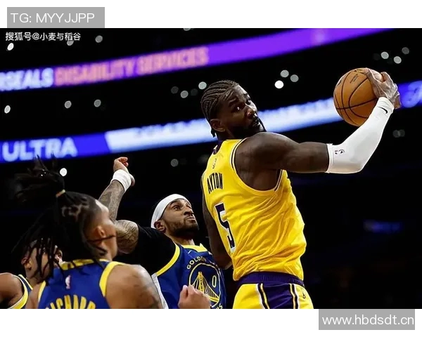 NBA交易新闻：湖人迎来重磅内线新援